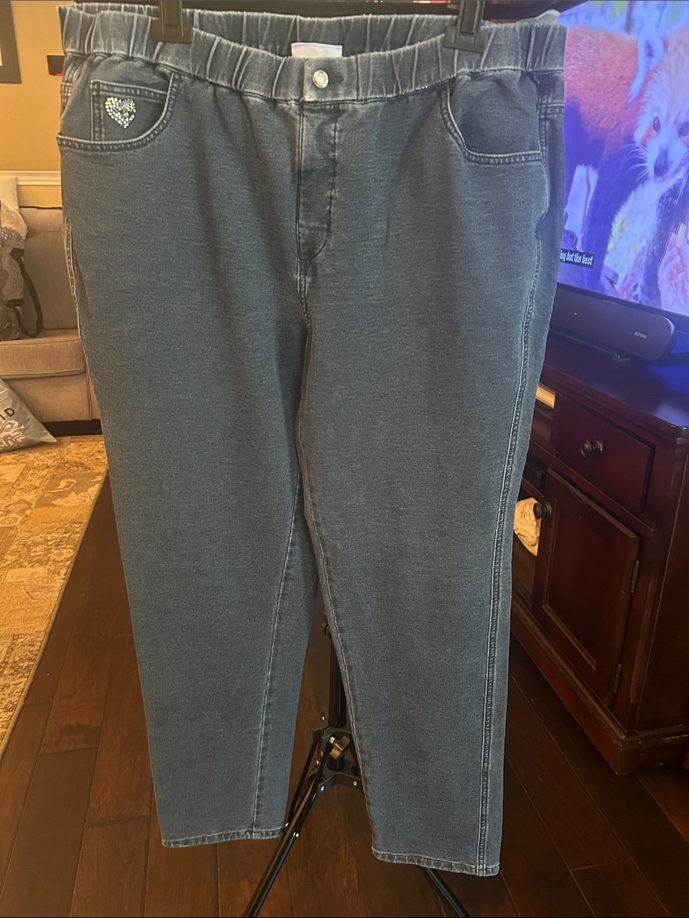 Women’s Pull-On Jeans in Washed Blue
